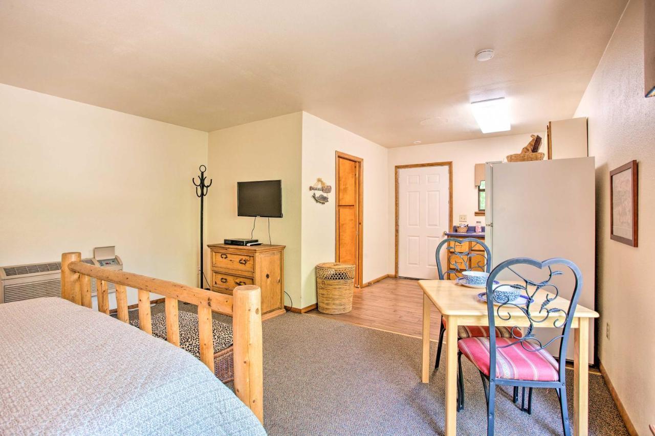 Bright Davis Escape With Screened-In Porch! エクステリア 写真